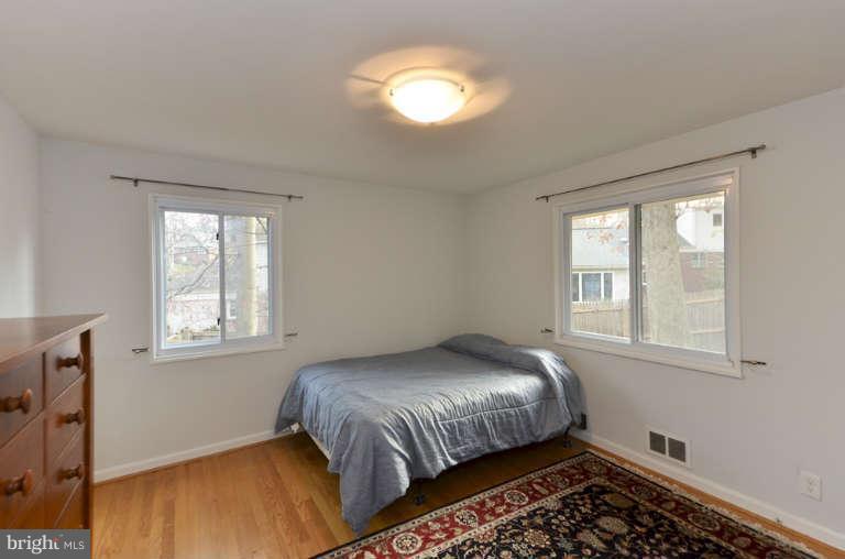 3751 30th Road North Arlington, VA 22207 - Photo 16 of 30 Bedroom (Master)