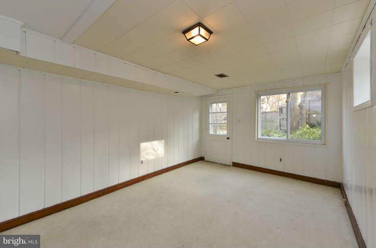 3751 30th Road North Arlington, VA 22207 - Photo 19 of 30 Bedroom