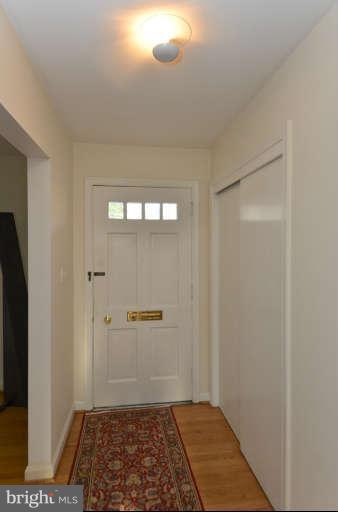 3751 30th Road North Arlington, VA 22207 - Photo 3 of 30 Interior (General)