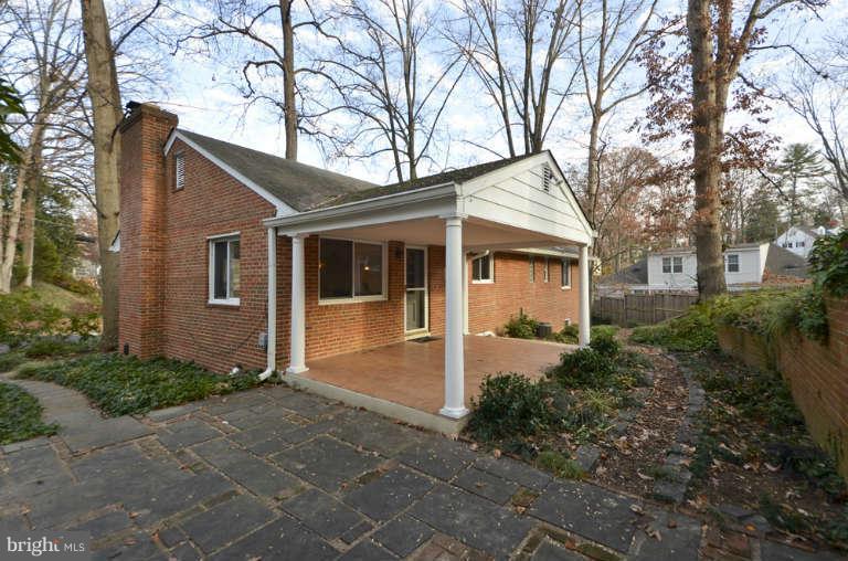 3751 30th Road North Arlington, VA 22207 - Photo 23 of 30 Exterior (Rear)