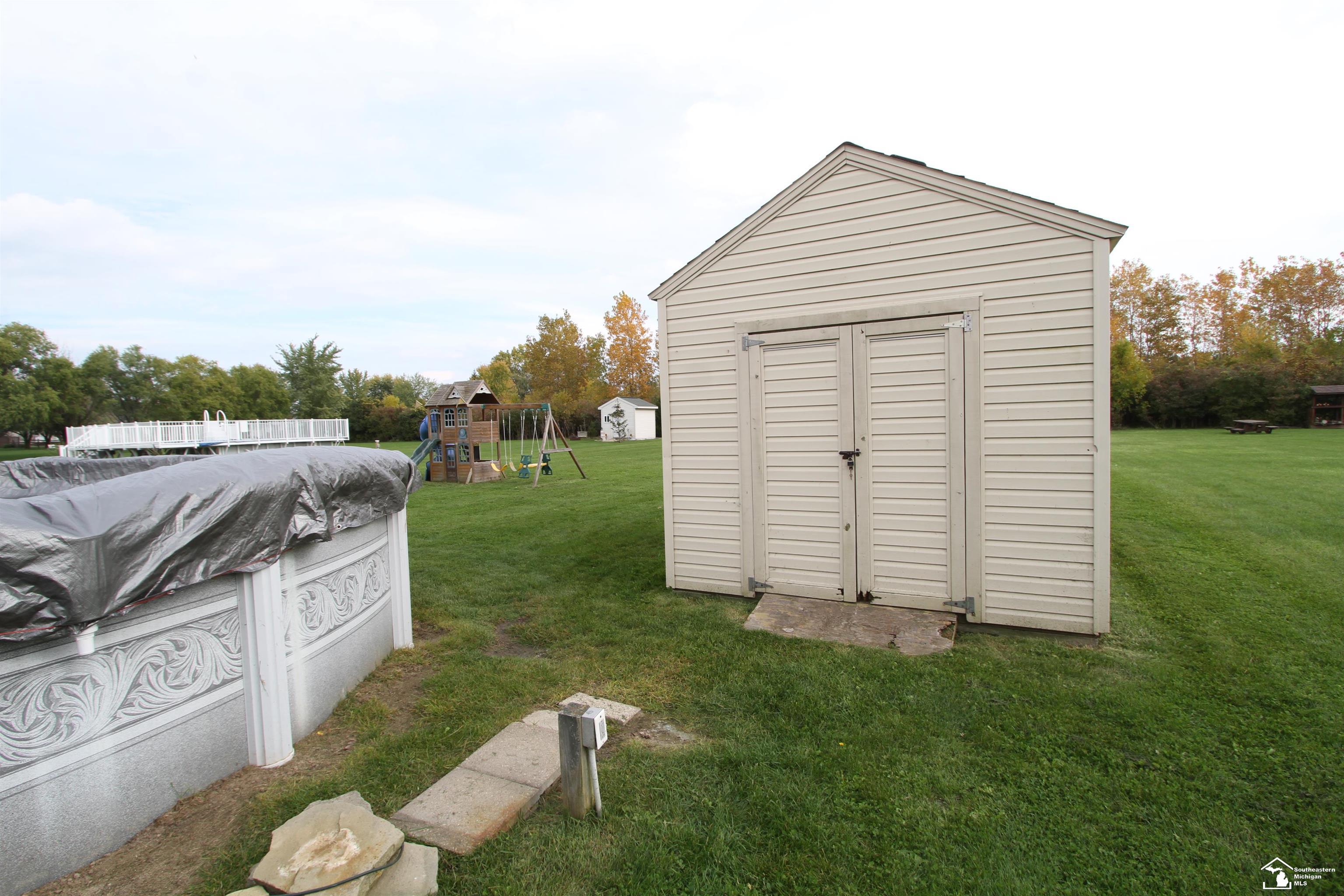 13308 Lighthouse Road Monroe, MI 48161 - Photo 33 of 34 Gallery Image 33