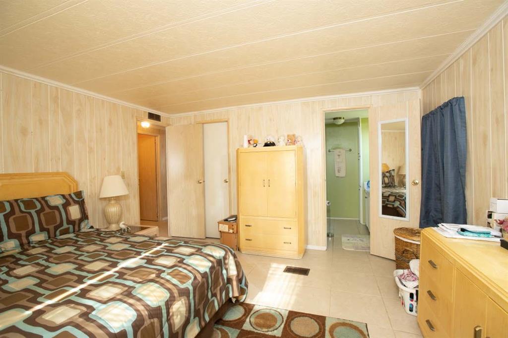 7596 Boxelder Road Micco, FL 32976 - Photo 11 of 24 Gallery Image 11
