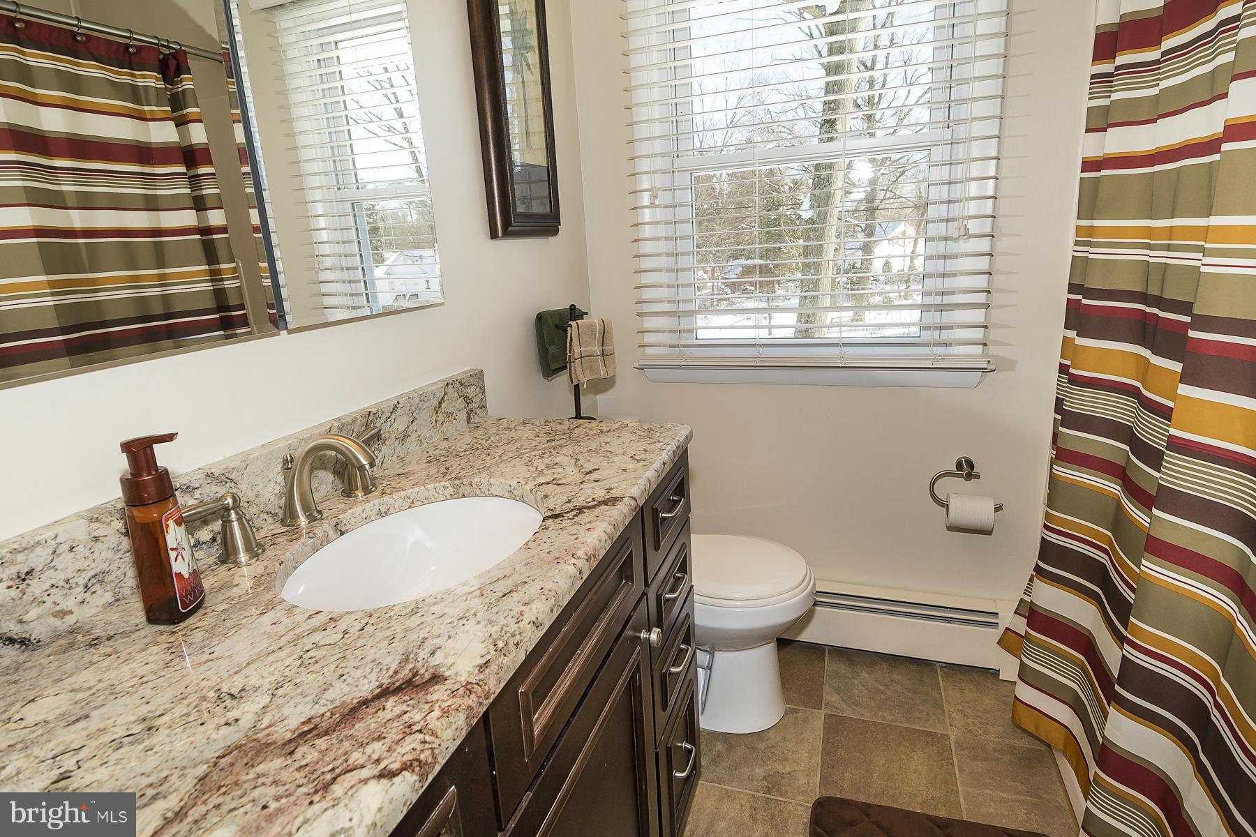 12 Holly Road Pasadena, MD 21122 - Photo 25 of 30 Bath