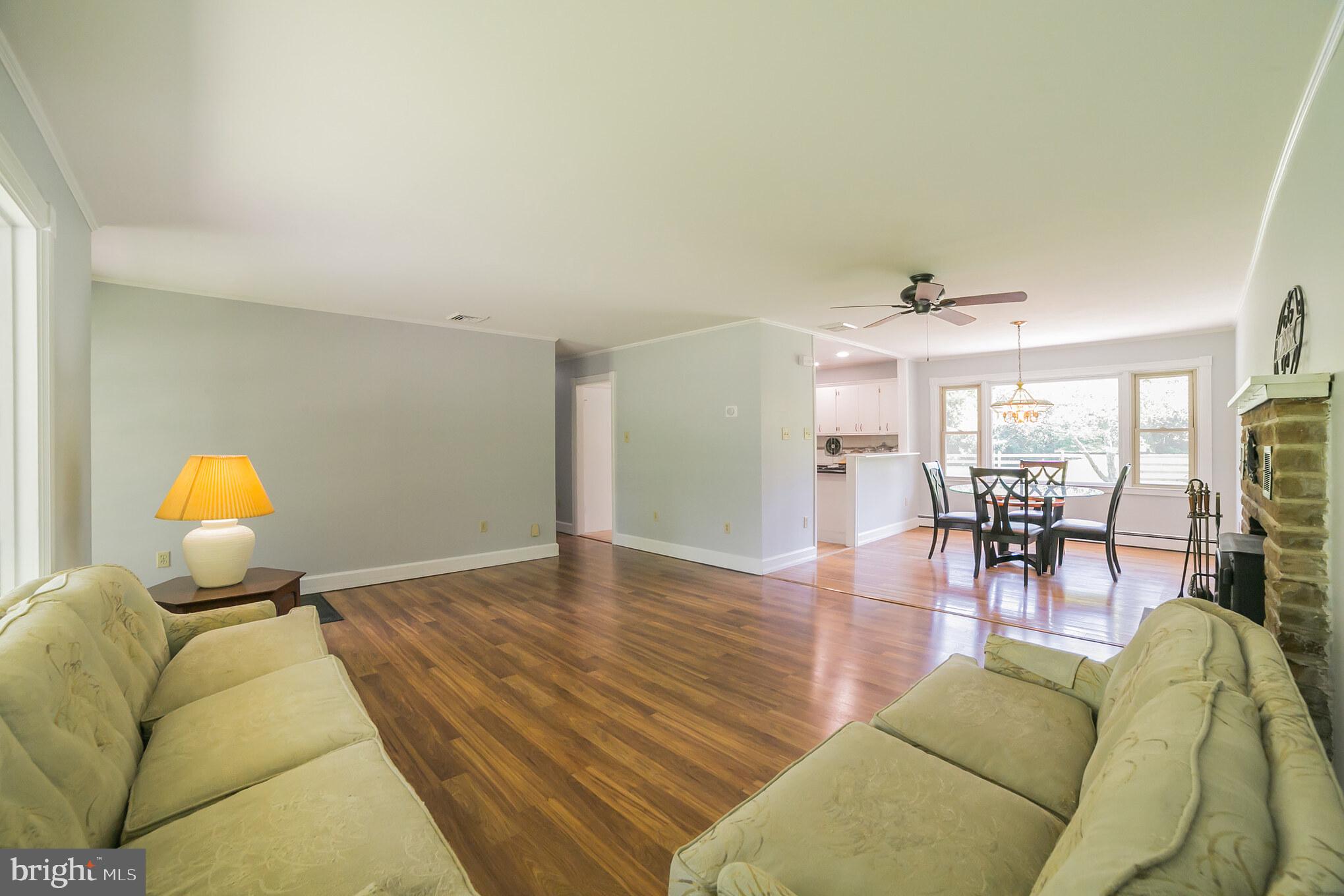2016 Bethel Road Lansdale, PA 19446 - Photo 5 of 30 Living Room