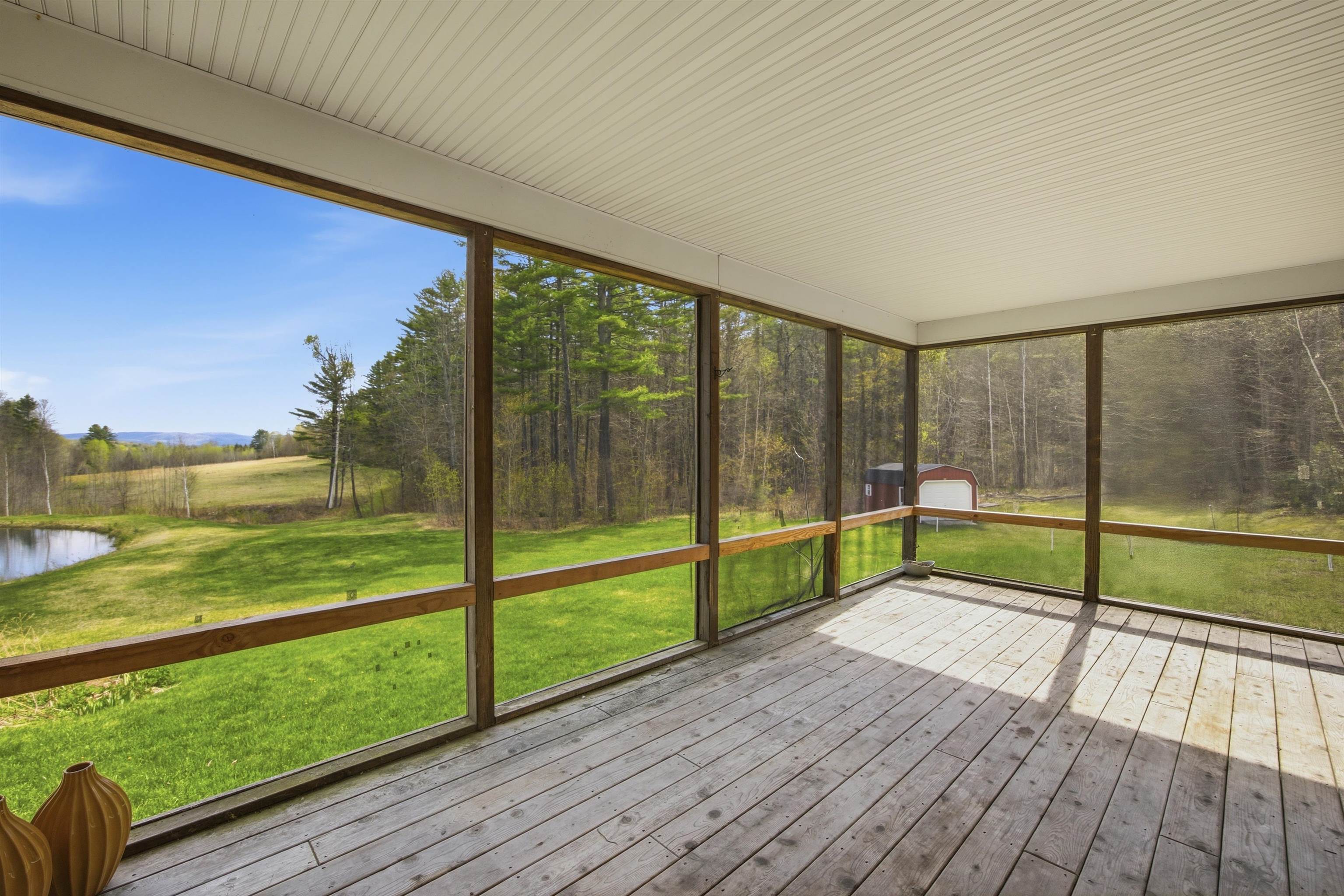 228 Leonard Road Sharon, VT 05068 - Photo 19 of 56