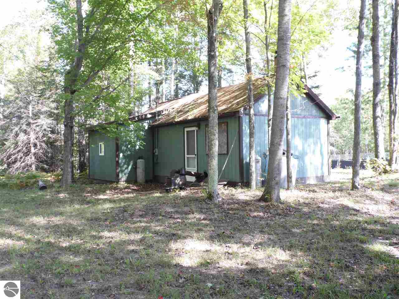 2535 Thayer Road Lupton, MI 48635 - Photo 8 of 11 1776695-7.JPG