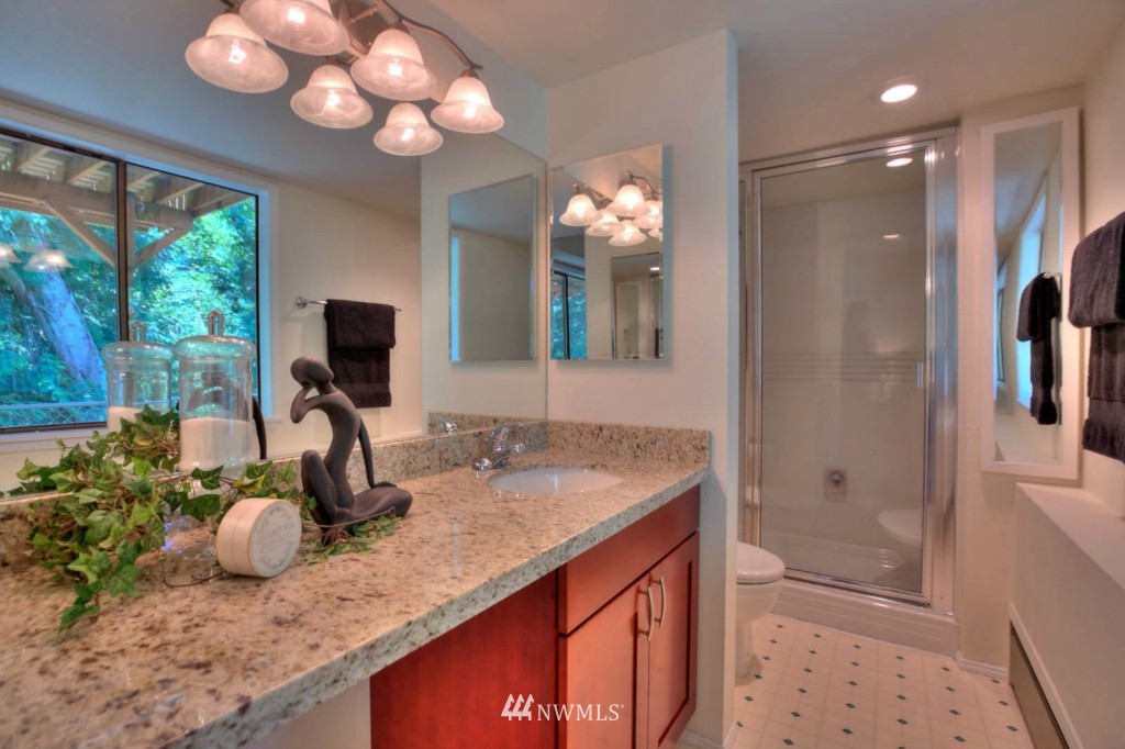 22115 5th Drive Southeast Bothell, WA 98021 - Photo 12 of 14