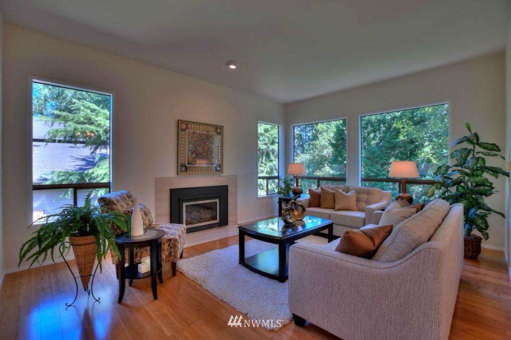 22115 5th Drive Southeast Bothell, WA 98021 - Photo 3 of 14