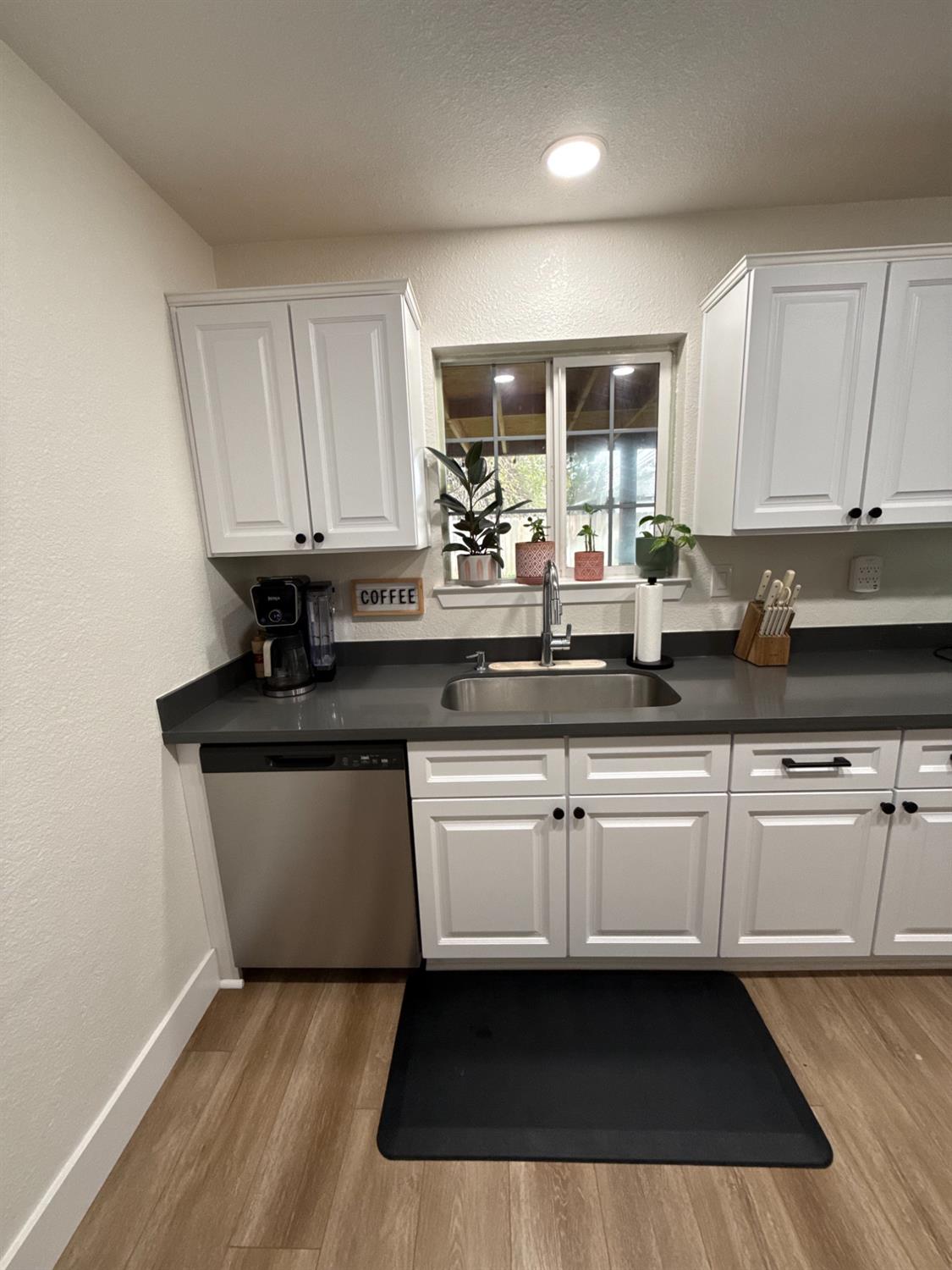 7669 Barrow Street Sutter, CA 95982 - Photo 12 of 27