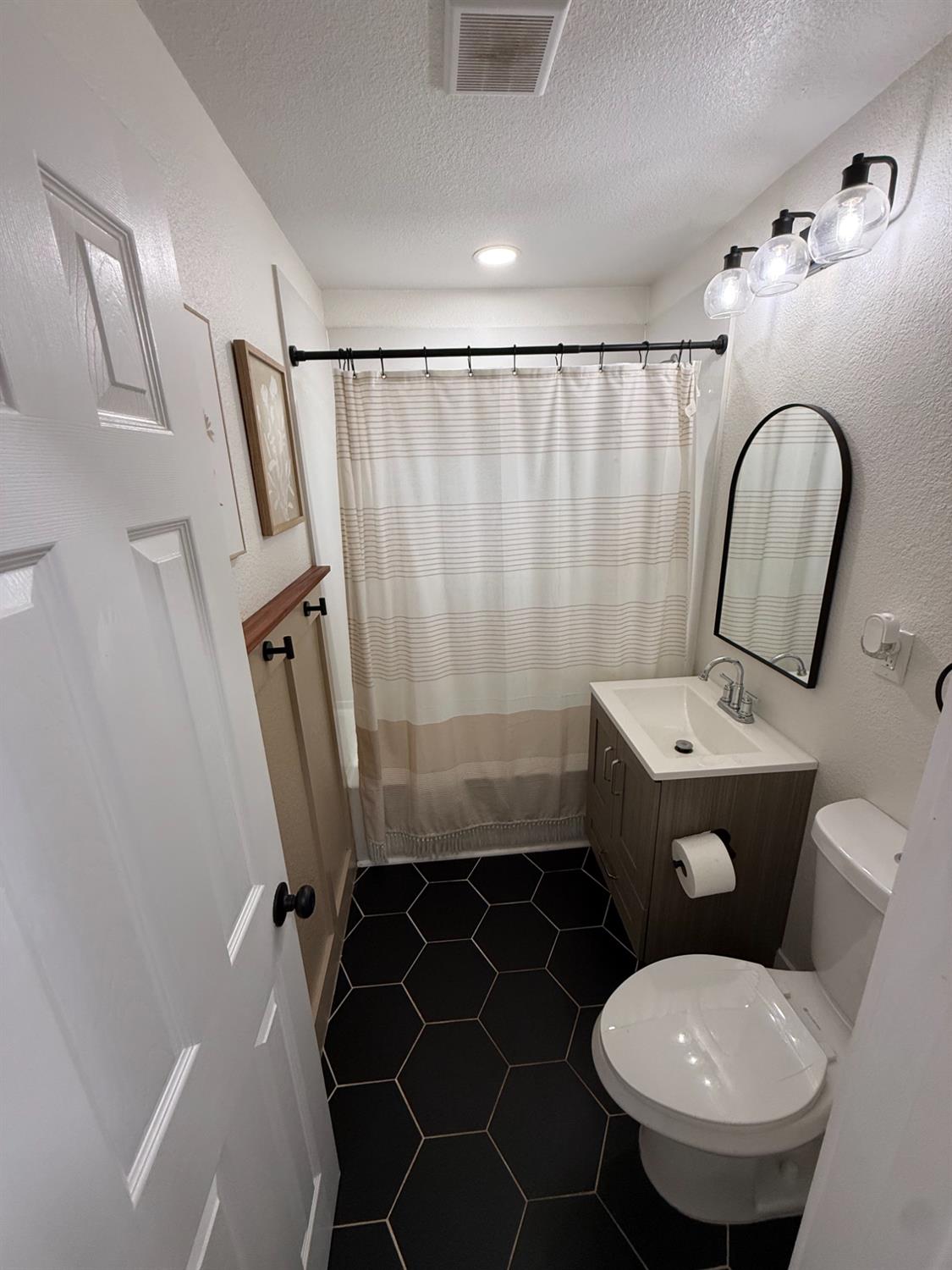 7669 Barrow Street Sutter, CA 95982 - Photo 10 of 27