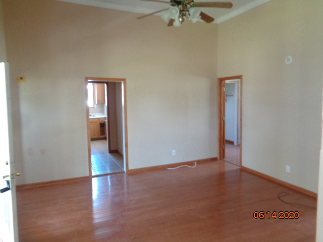 908 North Main Street Rochelle, IL 61068 - Photo 5 of 10 Gallery Image 5