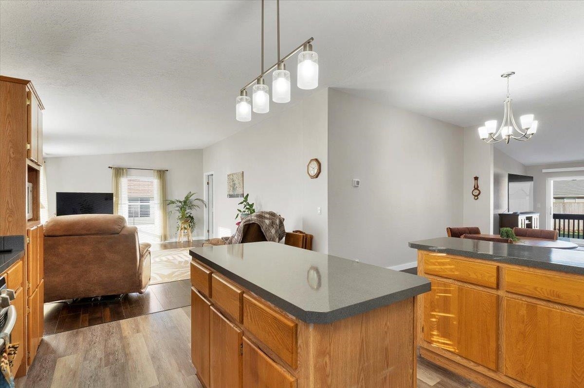 4645 Herrin Road Northeast Salem, OR 97305 - Photo 13 of 48 Gallery Image 13