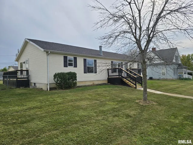 $150,000 | 740 Broadway Street, Hamilton, IL 62341