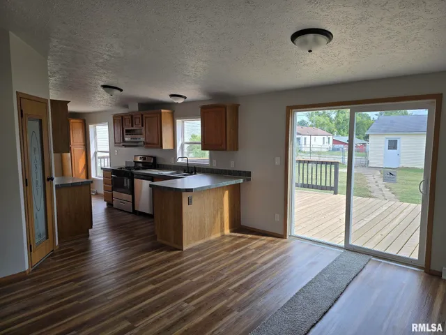 $150,000 | 740 Broadway Street, Hamilton, IL 62341