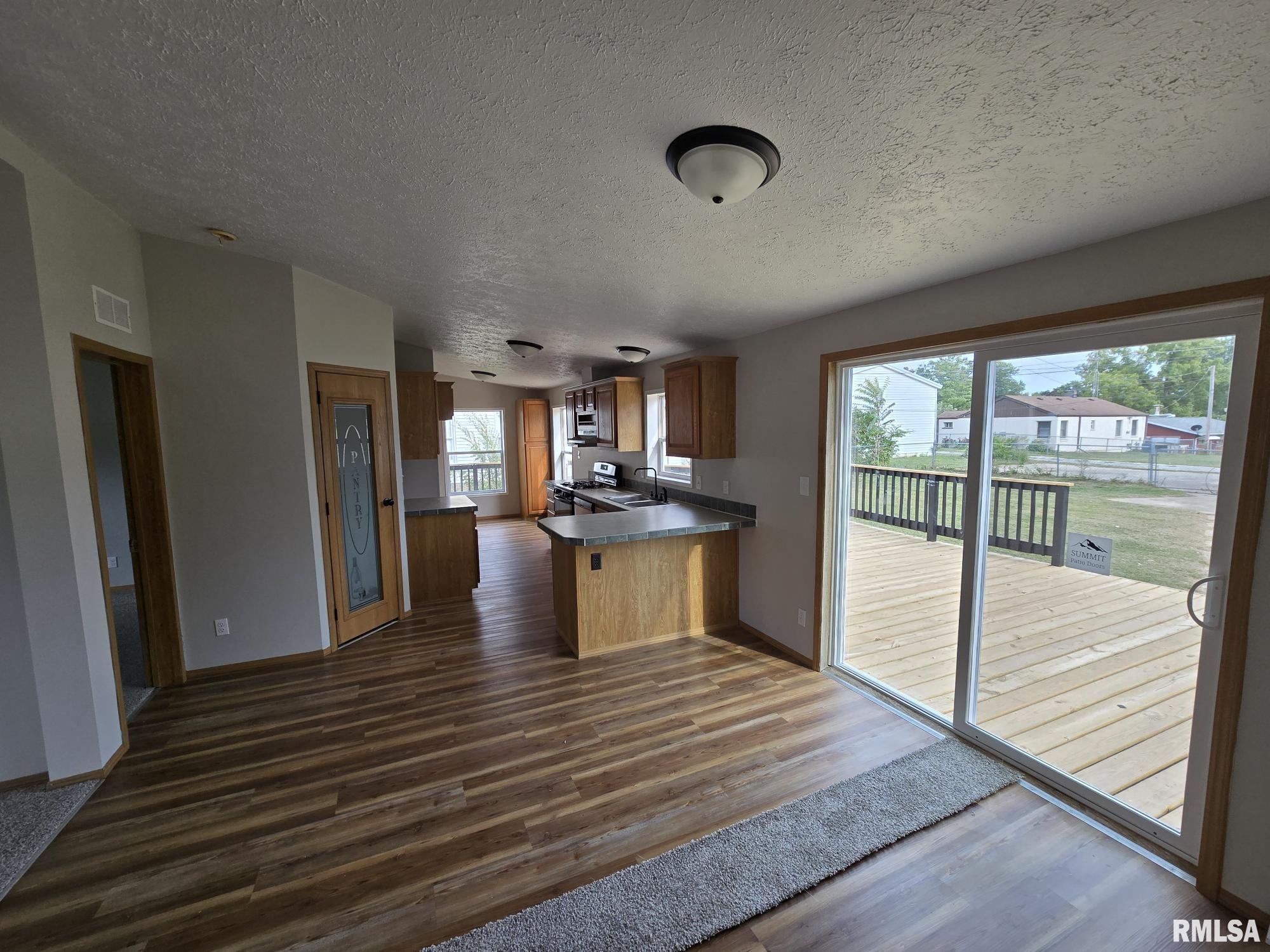 740 Broadway Street Hamilton, IL 62341 - Photo 8 of 21