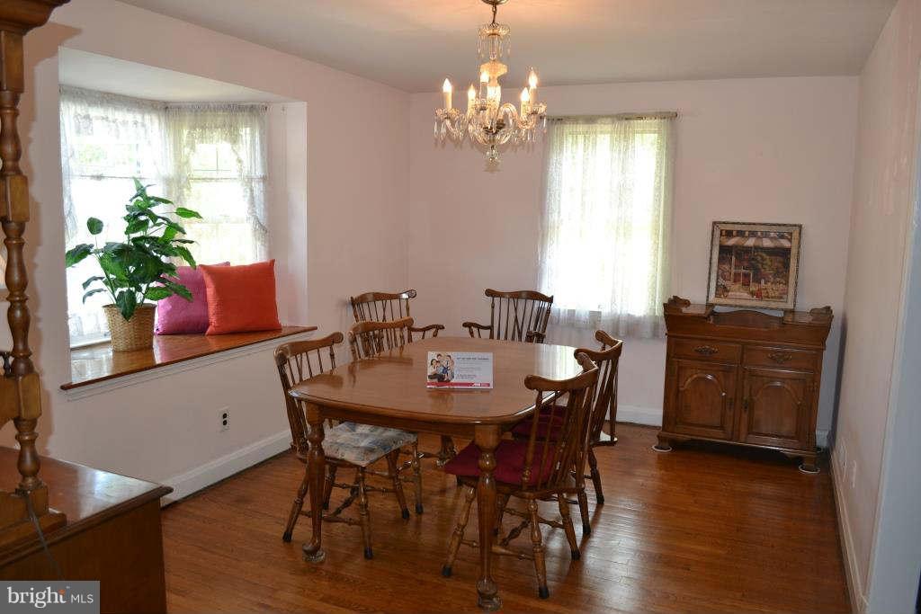 8325 Pleasant Plains Road Baltimore, MD 21286 - Photo 7 of 21 Dining Room