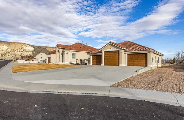$865,000 | 2851 Mustang Drive, Rock Springs, WY 82901