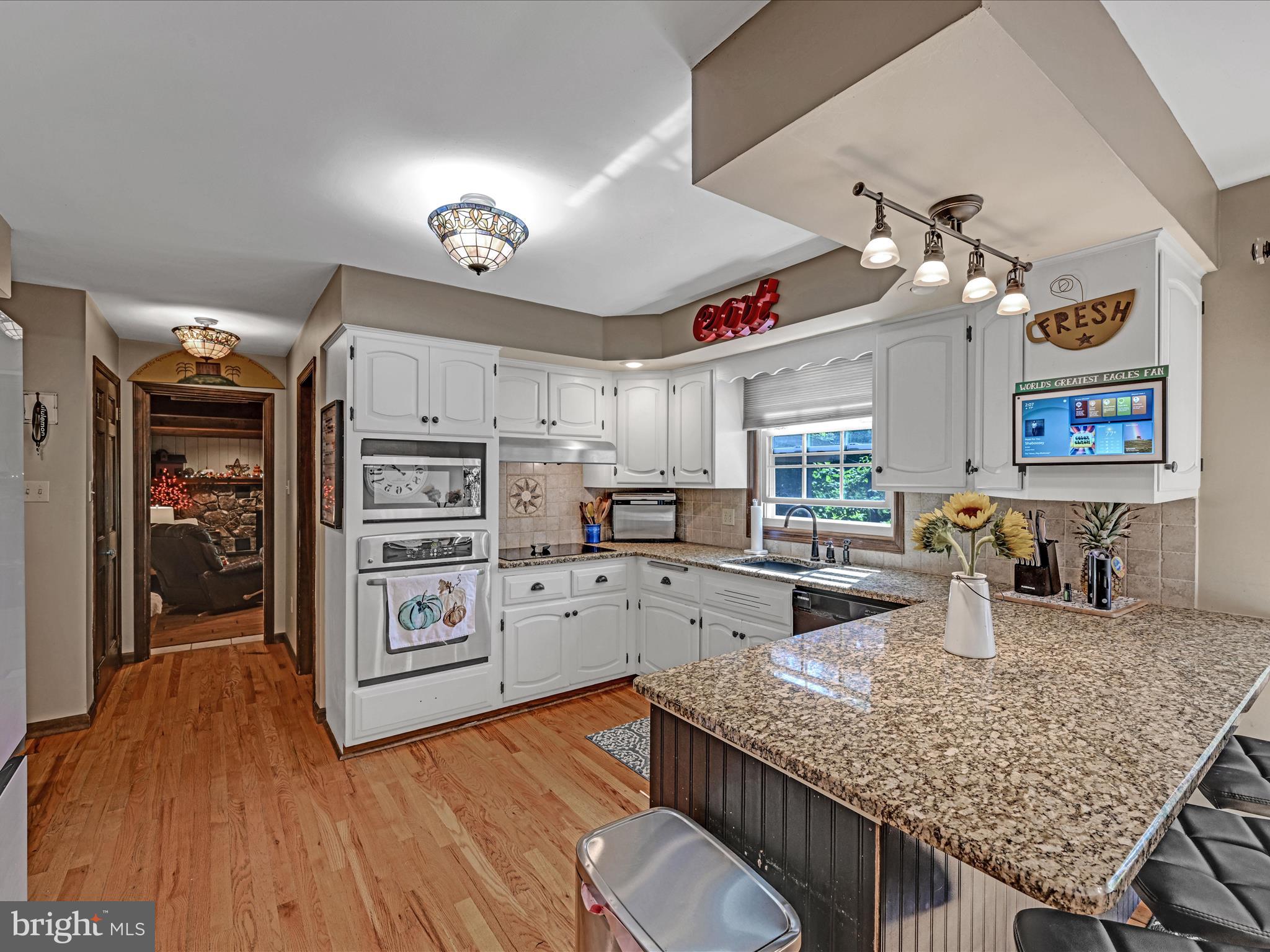 1470 Coventry Road Allentown, PA 18104 - Photo 13 of 43 Kitchen