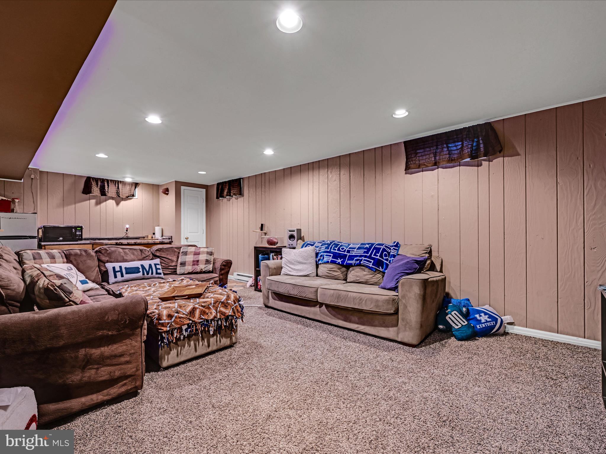 1470 Coventry Road Allentown, PA 18104 - Photo 31 of 43 Family Room