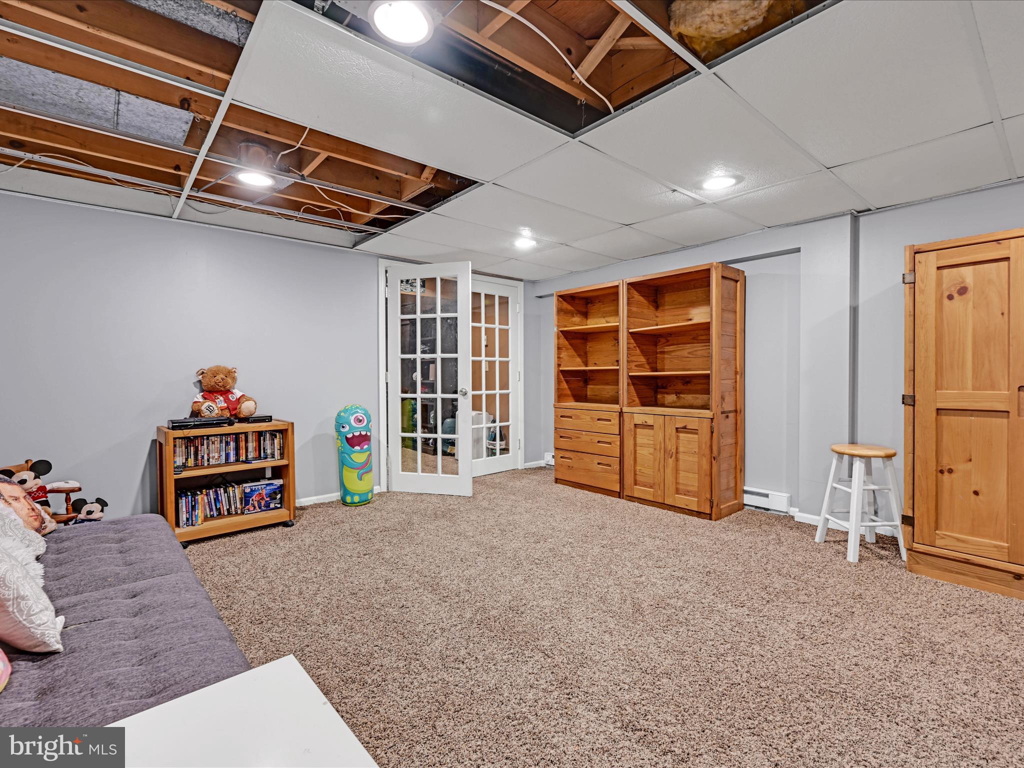 1470 Coventry Road Allentown, PA 18104 - Photo 33 of 43 Room