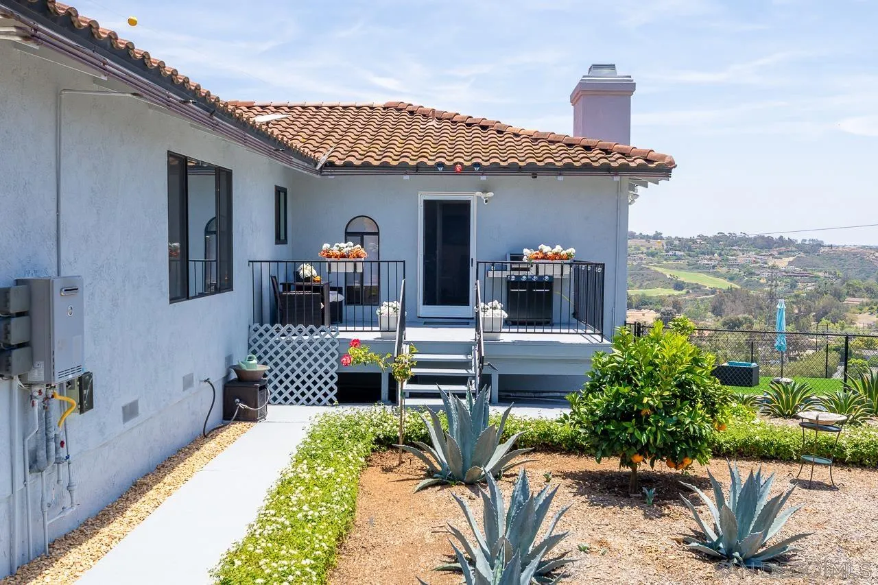 7087 Rancho Santa Fe View Court Rancho Santa Fe, CA 92067 - Photo 55 of 56