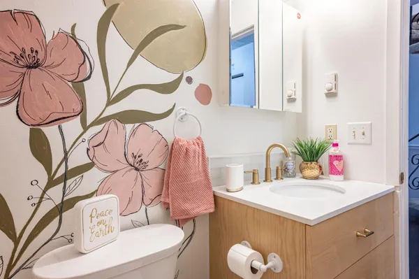 $185,000 | 8 Elm Trail, Wisconsin Dells, WI 53965