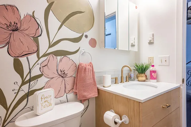 $185,000 | 8 Elm Trail, Wisconsin Dells, WI 53965