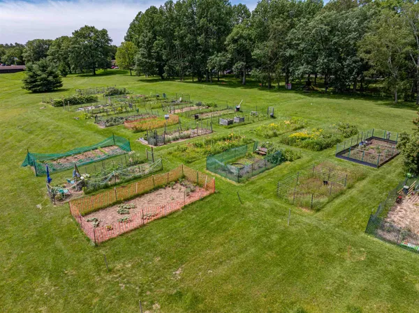 $185,000 | 8 Elm Trail, Wisconsin Dells, WI 53965