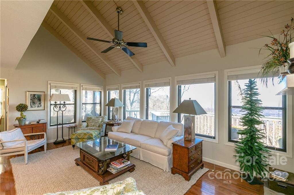 171 Ivy Ridge Road Burnsville, NC 28714 - Photo 4 of 25 Gallery Image 4