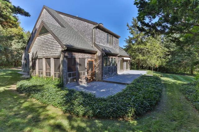$1,095,000 | 25 Twin Rocks Drive, Eastham, MA 02642