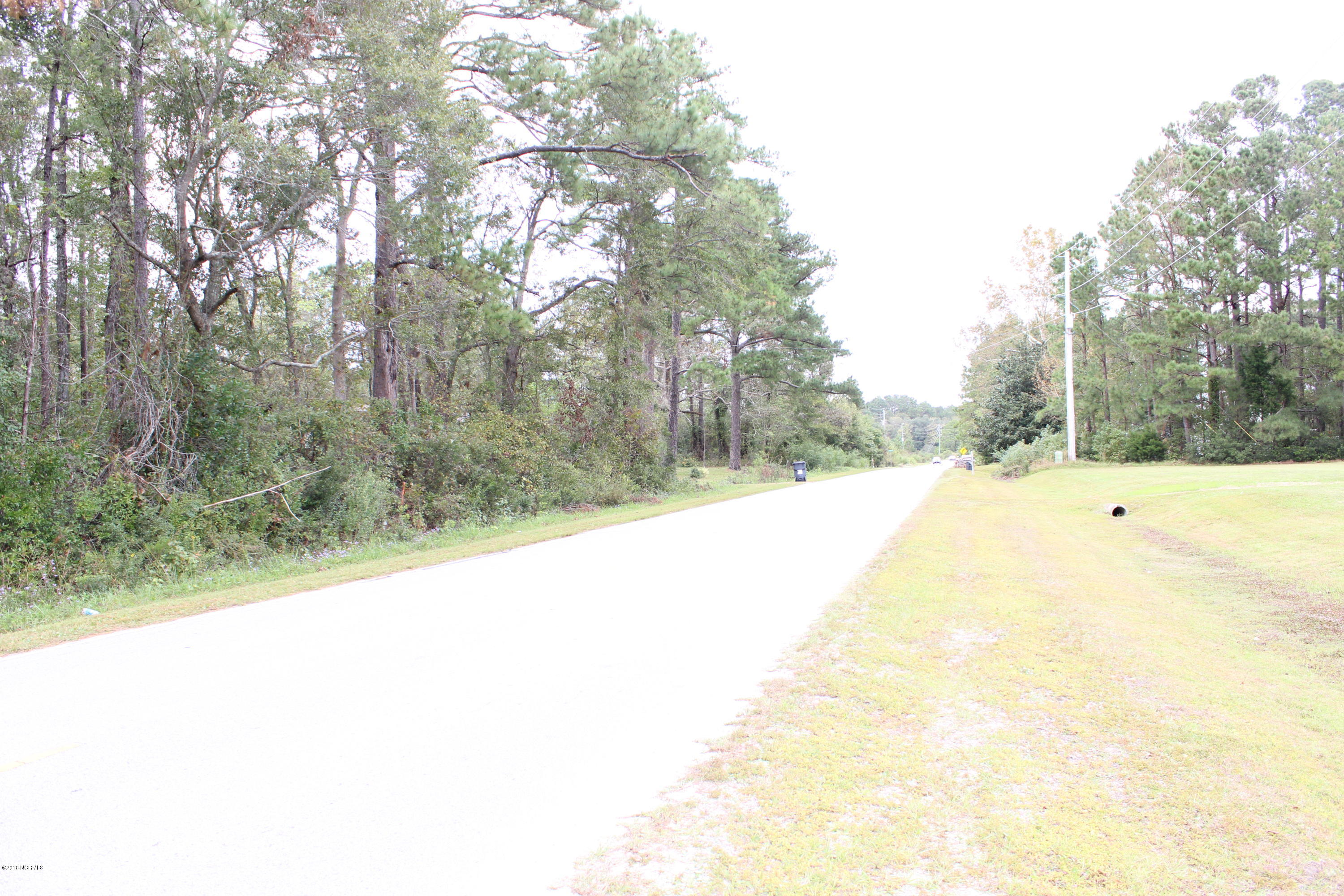 463 Gray Bridge Road Southwest Shallotte, NC 28470 - Photo 6 of 29 016
