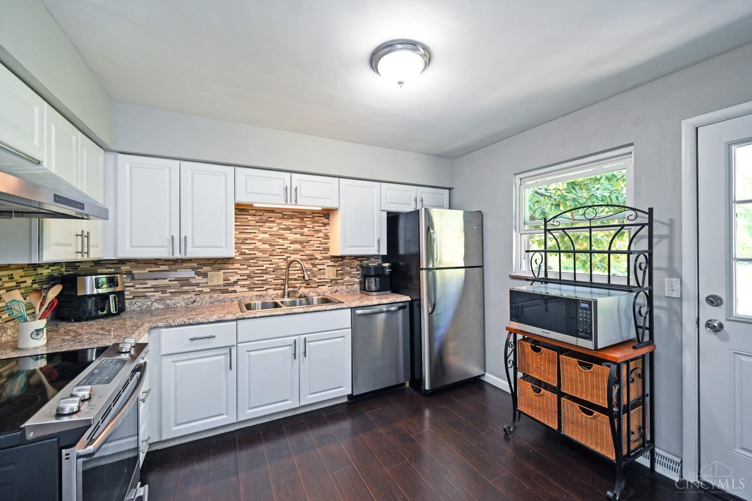 4699 Blue Jacket Road Cincinnati, OH 45244 - Photo 13 of 38