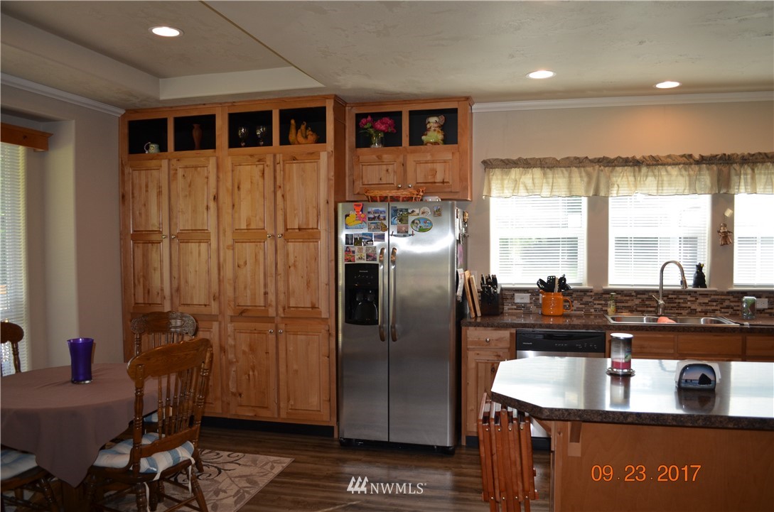 612 Elochoman Valley Road Cathlamet, WA 98612 - Photo 9 of 22 Gallery Image 9