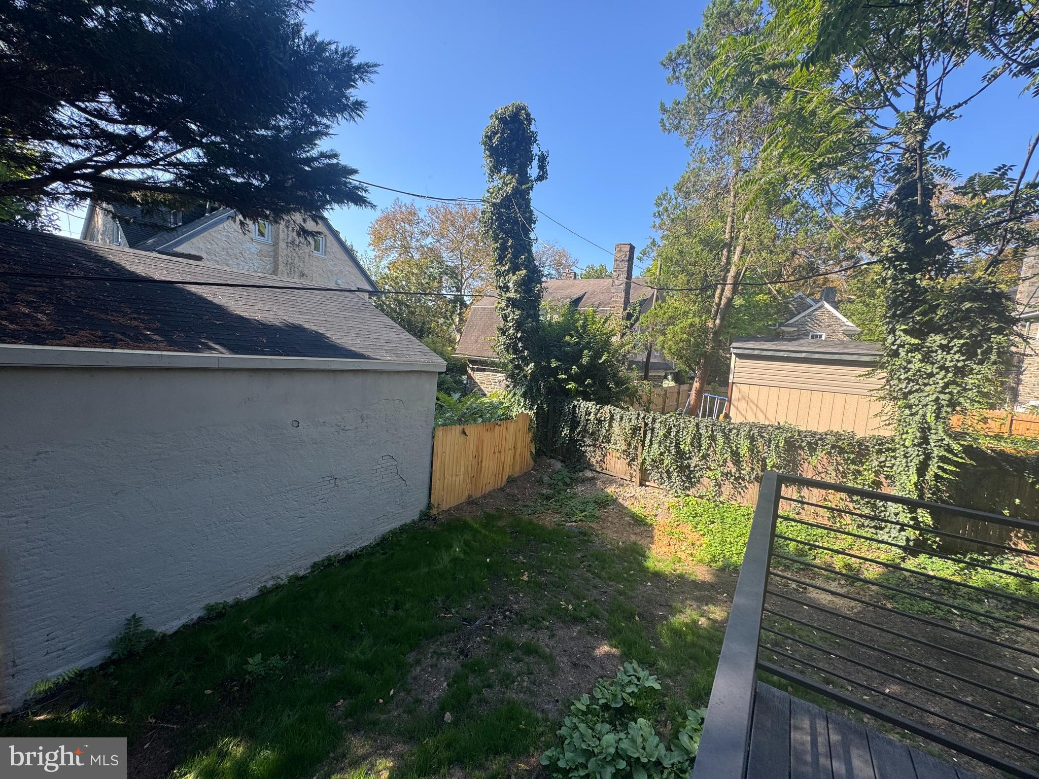 162 Union Avenue Bala Cynwyd, PA 19004 - Photo 10 of 11 a view of a yard in front of the house