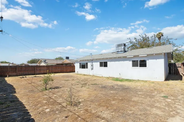 $280,000 | 21412 South Pleasant Avenue, Riverdale, CA 93656