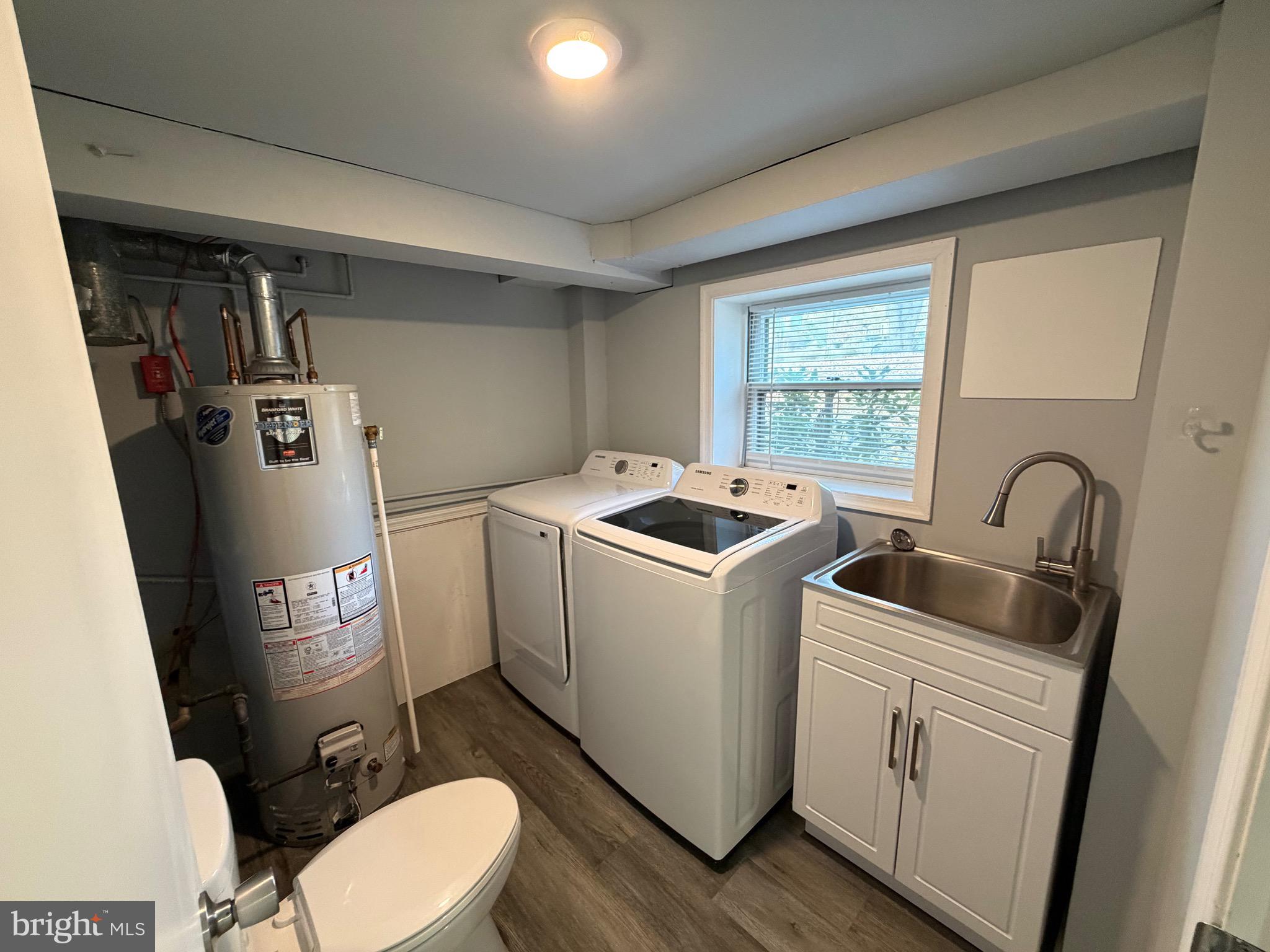 687 Bristol Road Southampton, PA 18966 - Photo 18 of 22 a utility room with dryer and washer