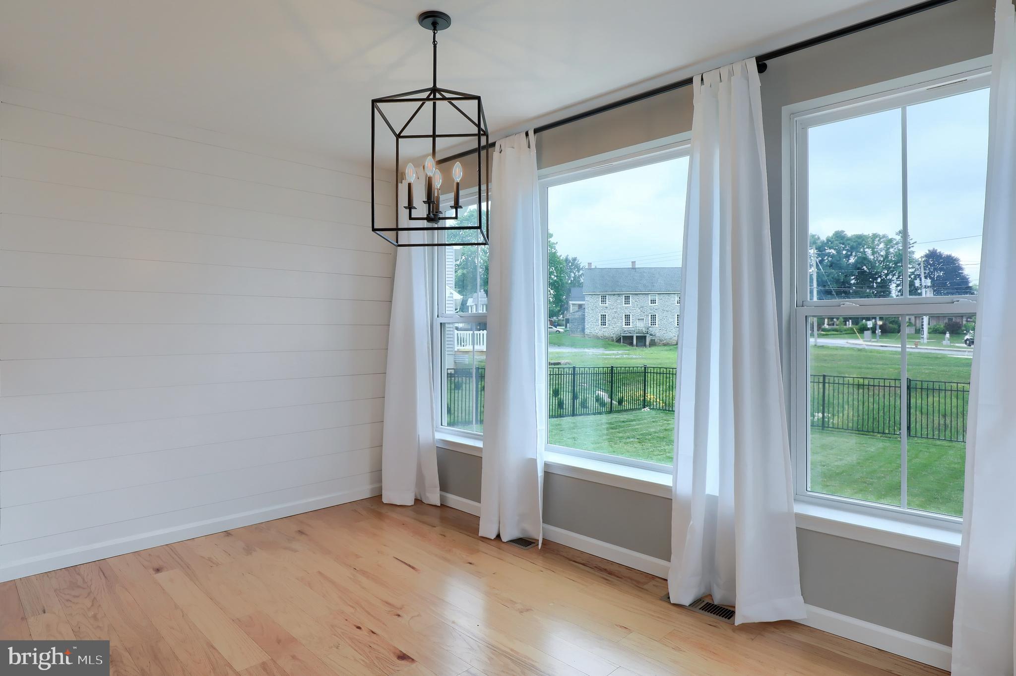 6 Stoneway Path Lancaster, PA 17602 - Photo 12 of 41 Gallery Image 12