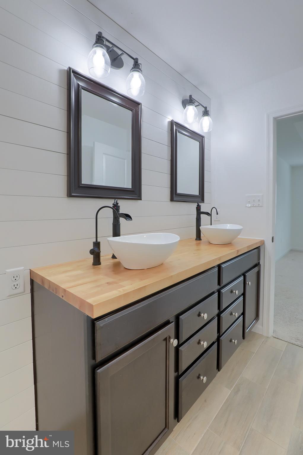 6 Stoneway Path Lancaster, PA 17602 - Photo 24 of 41 Gallery Image 24