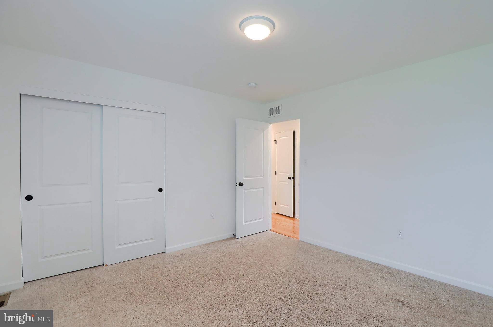 6 Stoneway Path Lancaster, PA 17602 - Photo 32 of 41 Gallery Image 32