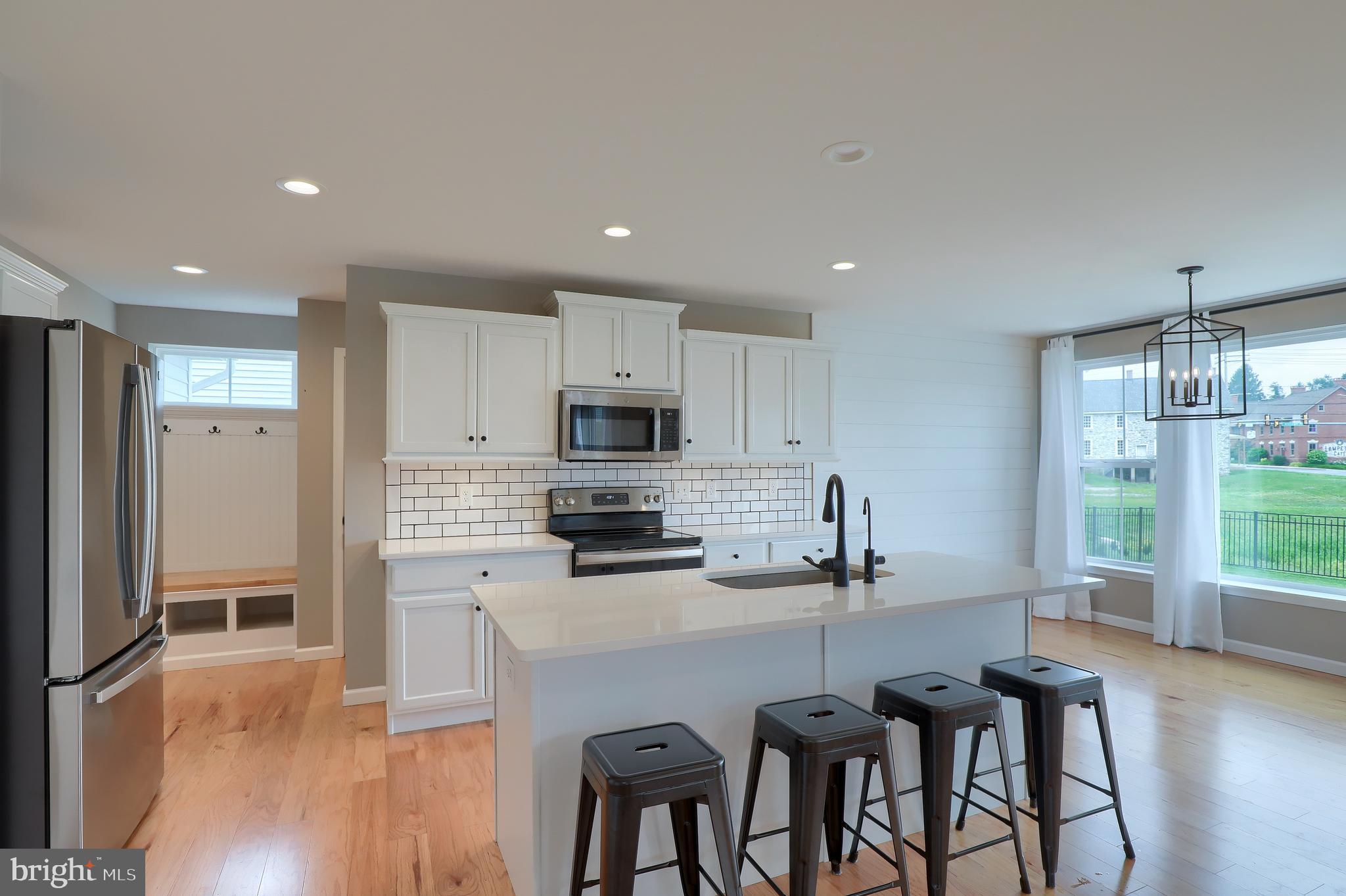 6 Stoneway Path Lancaster, PA 17602 - Photo 7 of 41 Gallery Image 7