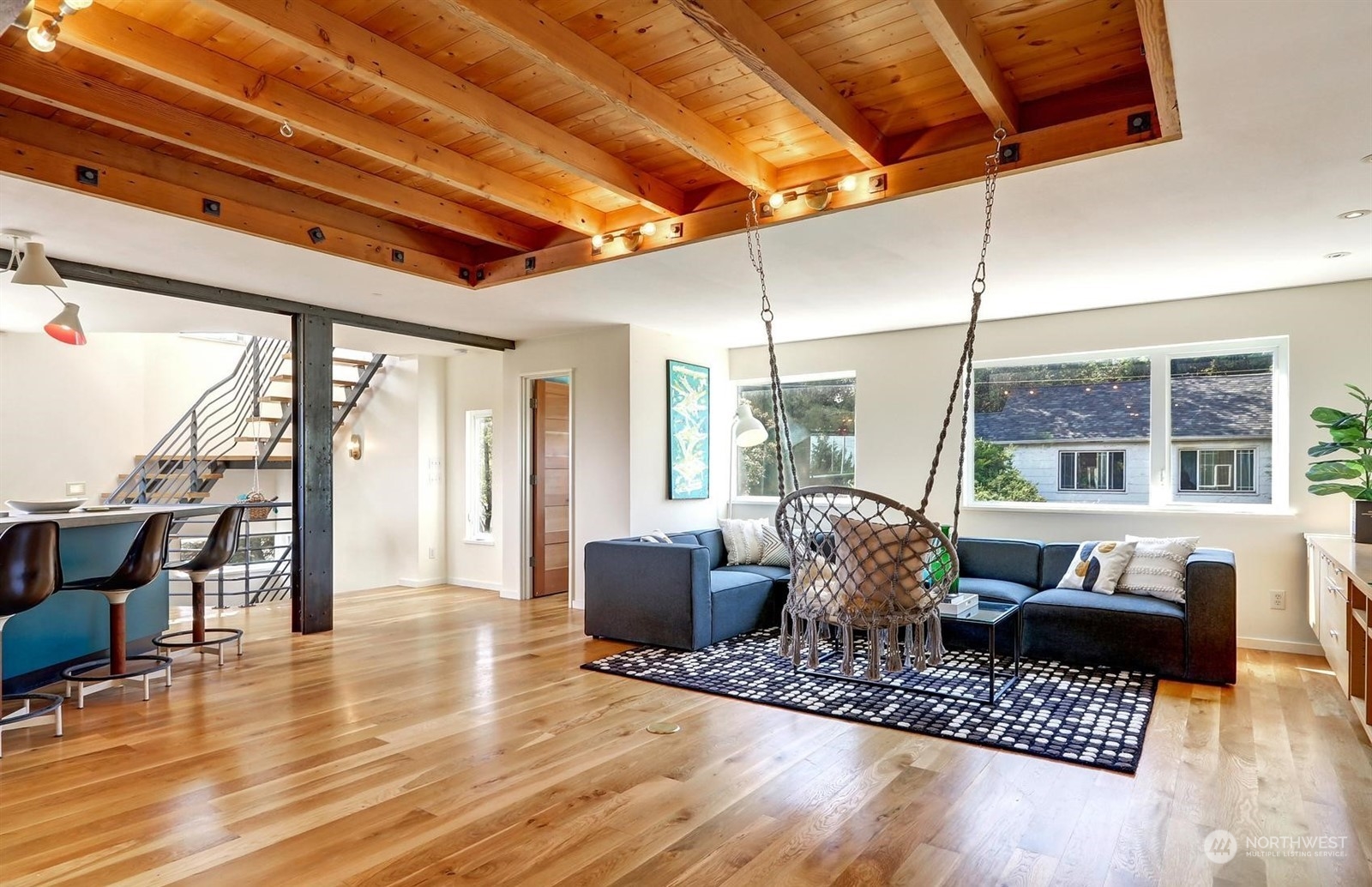 4606 Whitman Avenue North Seattle, WA 98103 - Photo 8 of 40 a outdoor living space with patio furniture