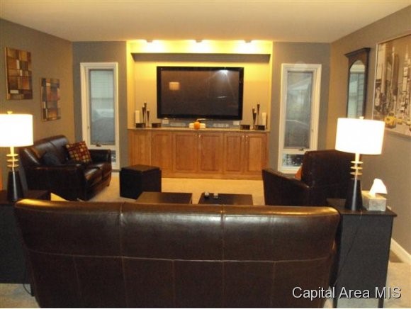 1837 South Walnut Street Springfield, IL 62704 - Photo 3 of 18 Gallery Image 3