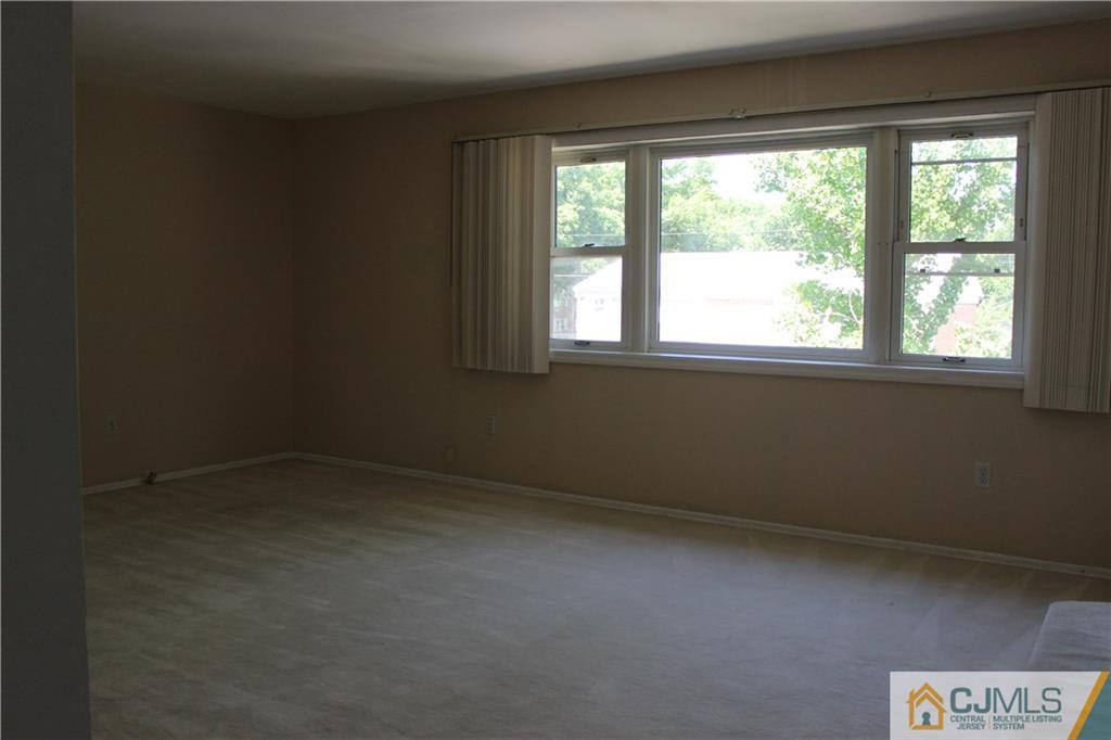 161 Evergreen Road, Unit 6B Edison, NJ 08837 - Photo 3 of 6 Gallery Image 3