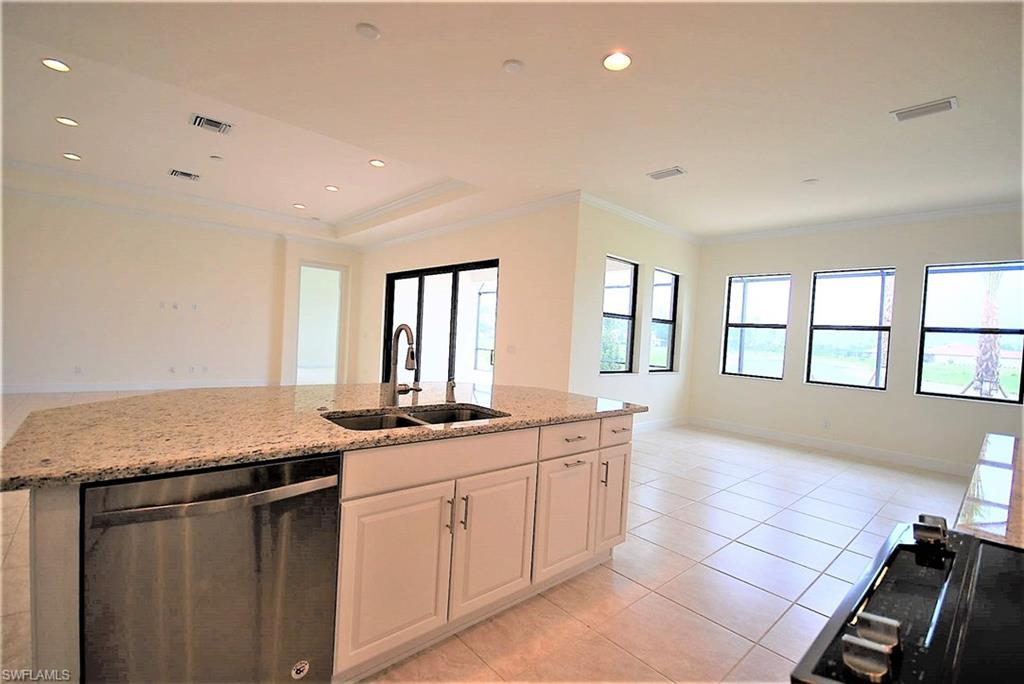 4356 Raffia Palm Circle Naples, FL 34119 - Photo 10 of 25 Gallery Image 10