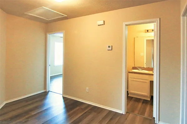 $2,000 | 7419 Kennemer Drive, Humble, TX 77338
