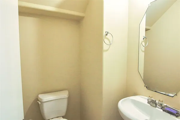 $2,000 | 7419 Kennemer Drive, Humble, TX 77338