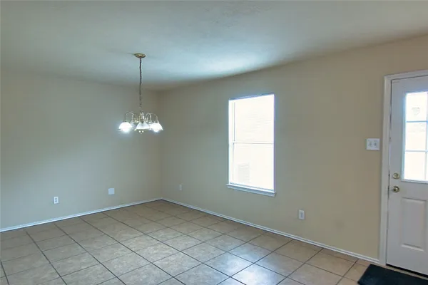 $2,000 | 7419 Kennemer Drive, Humble, TX 77338
