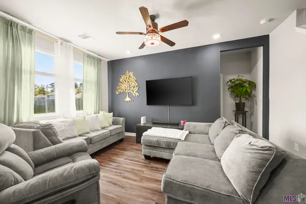 $290,000 | 13316 Isabella Boulevard, Walker, LA 70785