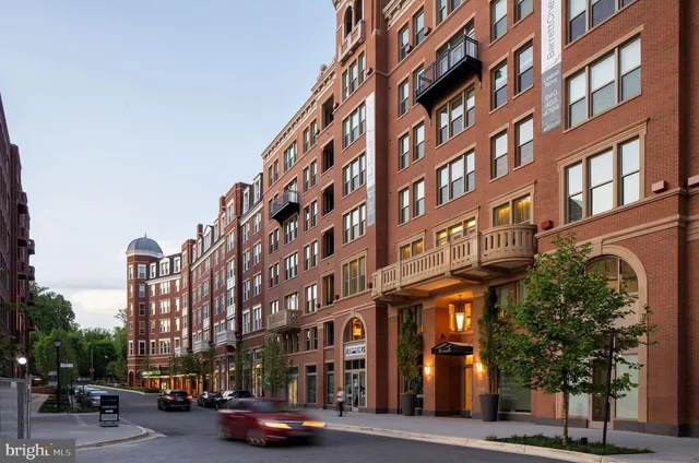 $4,554 | 8525 Chevy Chase Lake Terrace, Unit BARRETT 350/VARIES, Chevy Chase, MD 20815