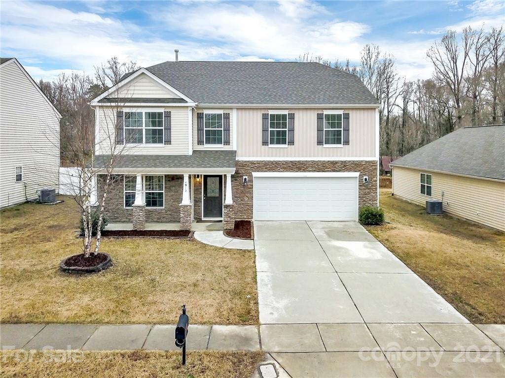 4912 McClure Road Charlotte, NC 28216 - Photo 1 of 48